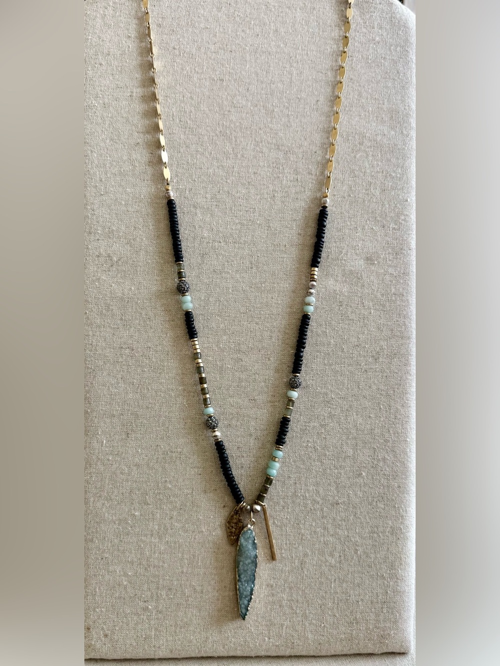 Stella & Dot | Black and Aqua Druzy Beaded Pendant Necklace